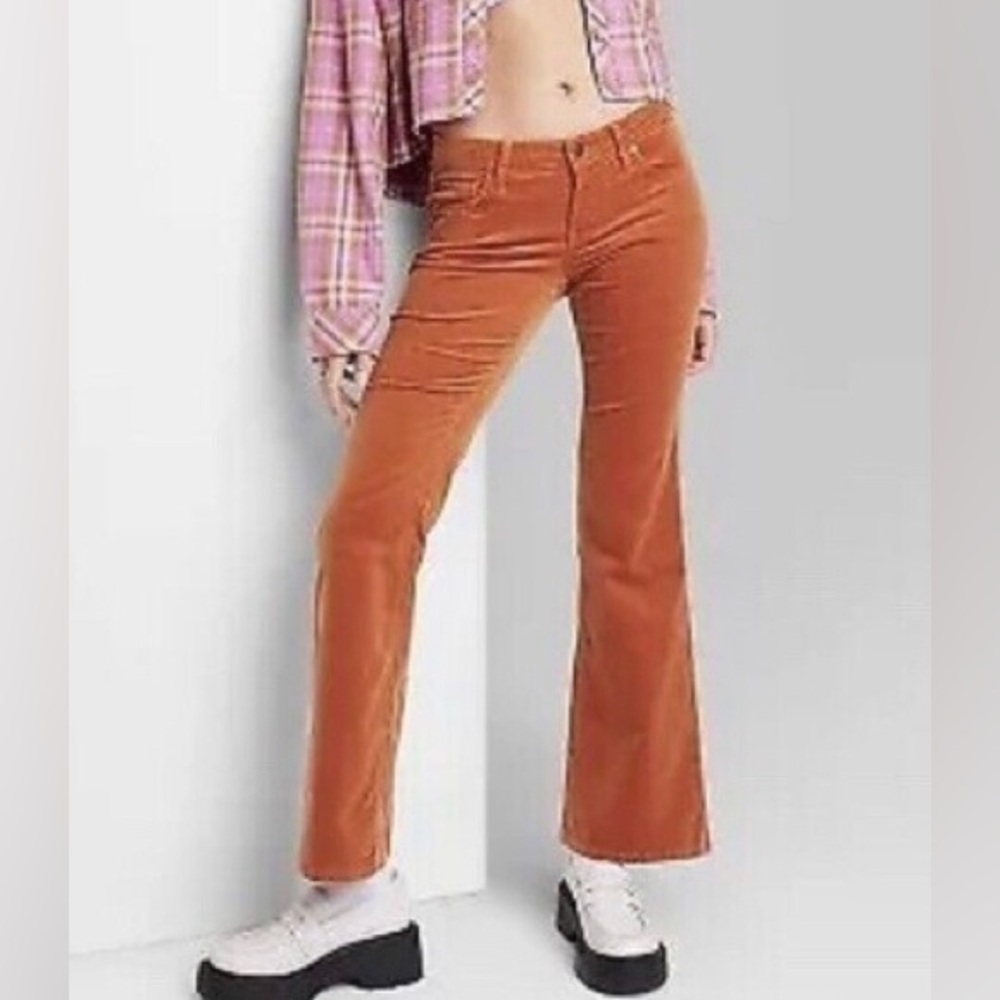 NEW Wild Fable Rust‎ Corduroy Pants. 17